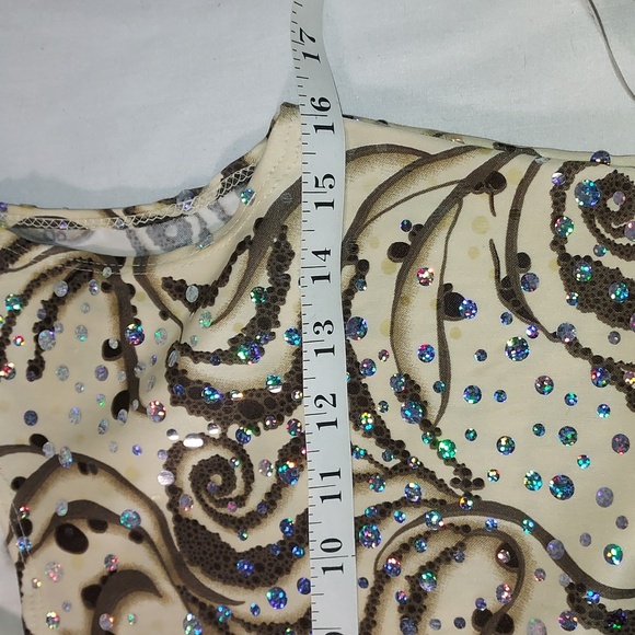 Rave Sparkle Dots & Swirls of Design Top - Picture 7 of 7